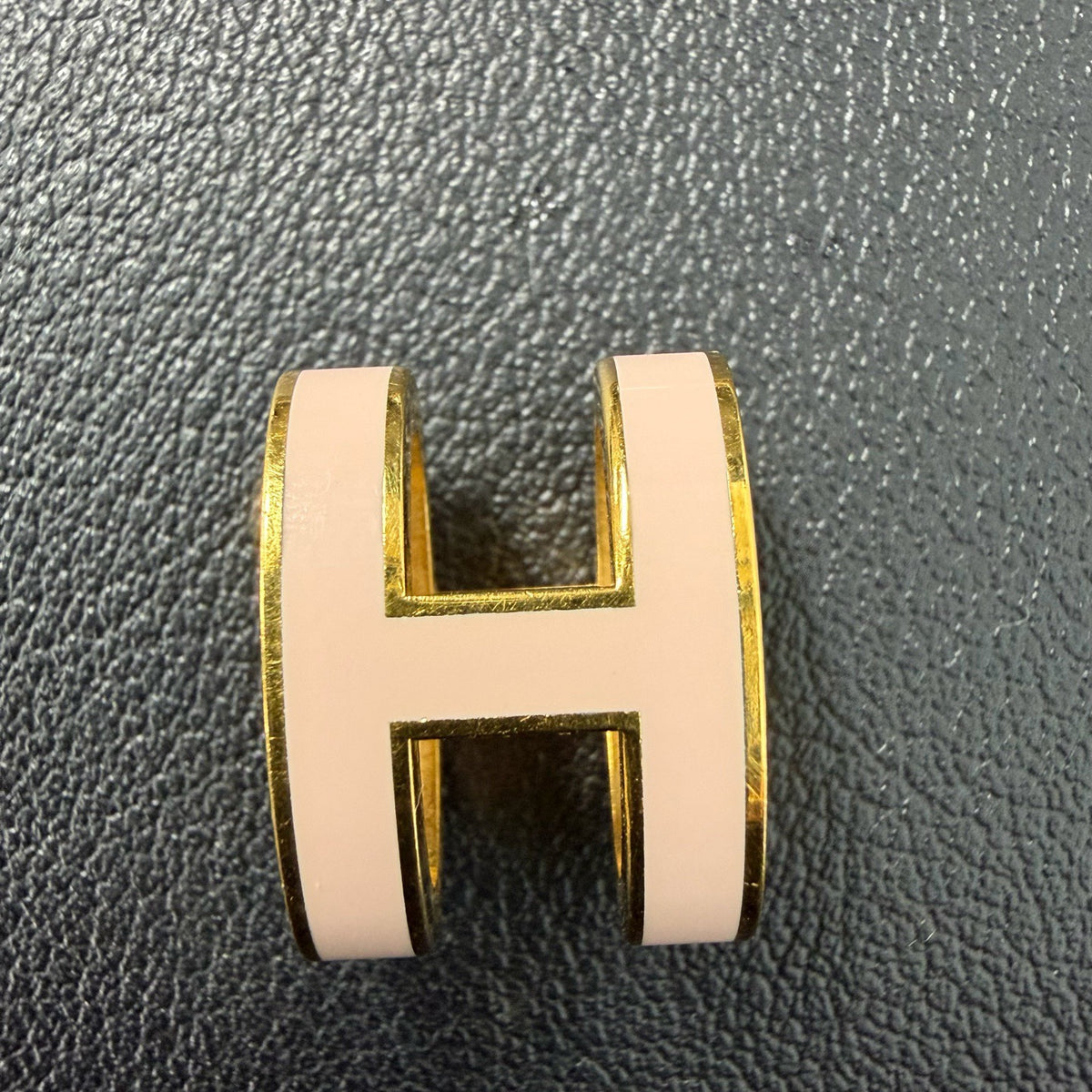 Hermes - Pop H - Metal pendant with pink enamel and a rose-gold-tone chain. - Multicolour - (41)