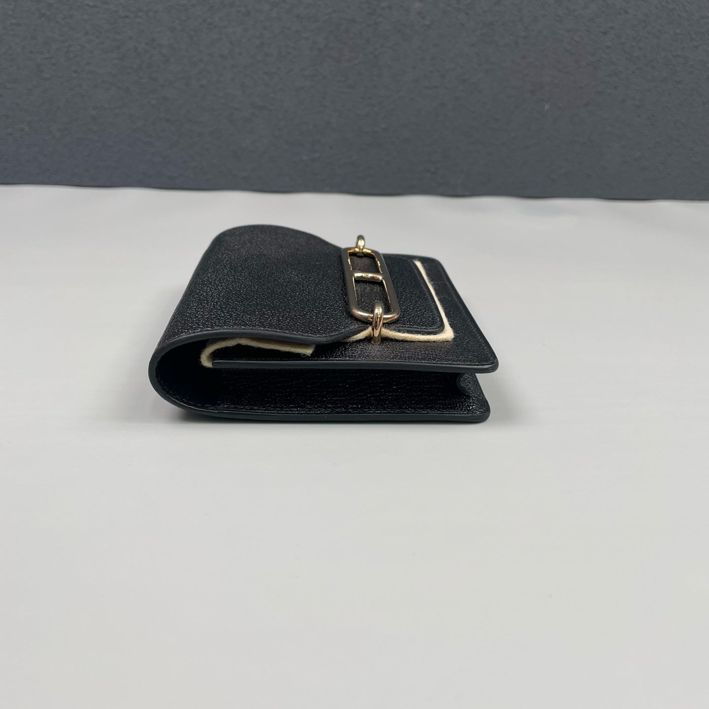 Hermès - Roulis - Leather - Black with Gold-Tone Hardware - (mini)