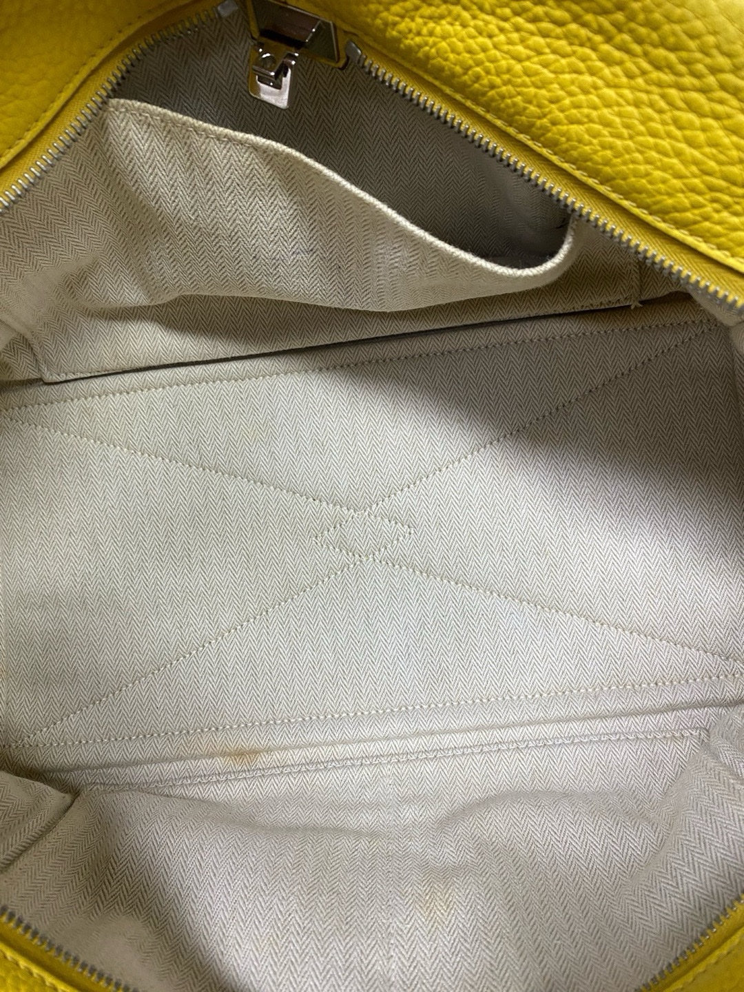 Hermès - Victoria 35 - Taurillon Clemence leather - Yellow - (large)