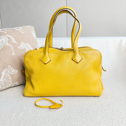 Hermès - Victoria 35 - Taurillon Clemence leather - Yellow - (Medium)