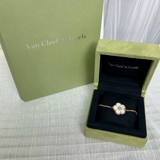 Van Cleef & Arpels - Lucky Spring bracelet - 18k rose gold and mother-of-pearl - Rose gold and White