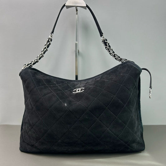 Chanel - Quilted Suede Shoulder Bag - Suede - Black - (Medium)