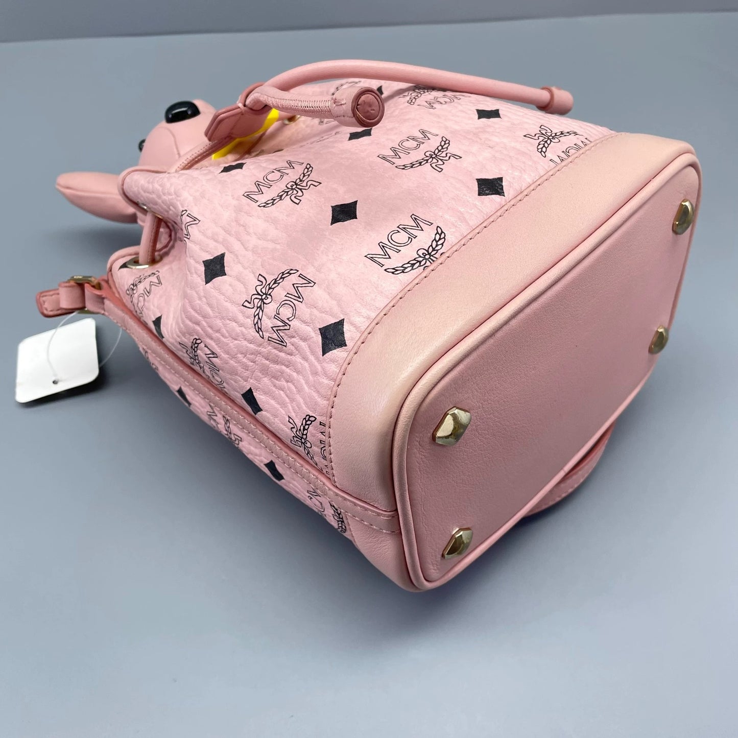 MCM - Visetos Rabbit Bucket Bag - Grained leather with Visetos monogram print - Pink - (mini)