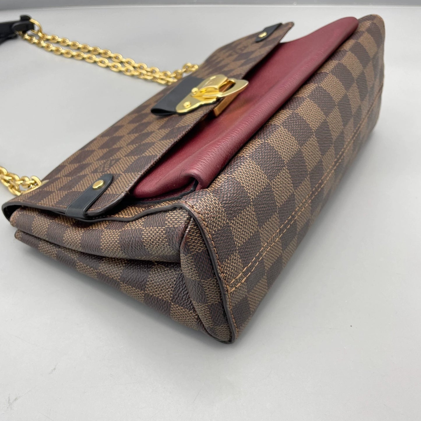 Louis Vuitton - Vavin PM - Damier Ebene canvas with grained leather trim - Brown and Burgundy with Black accents - (Medium)