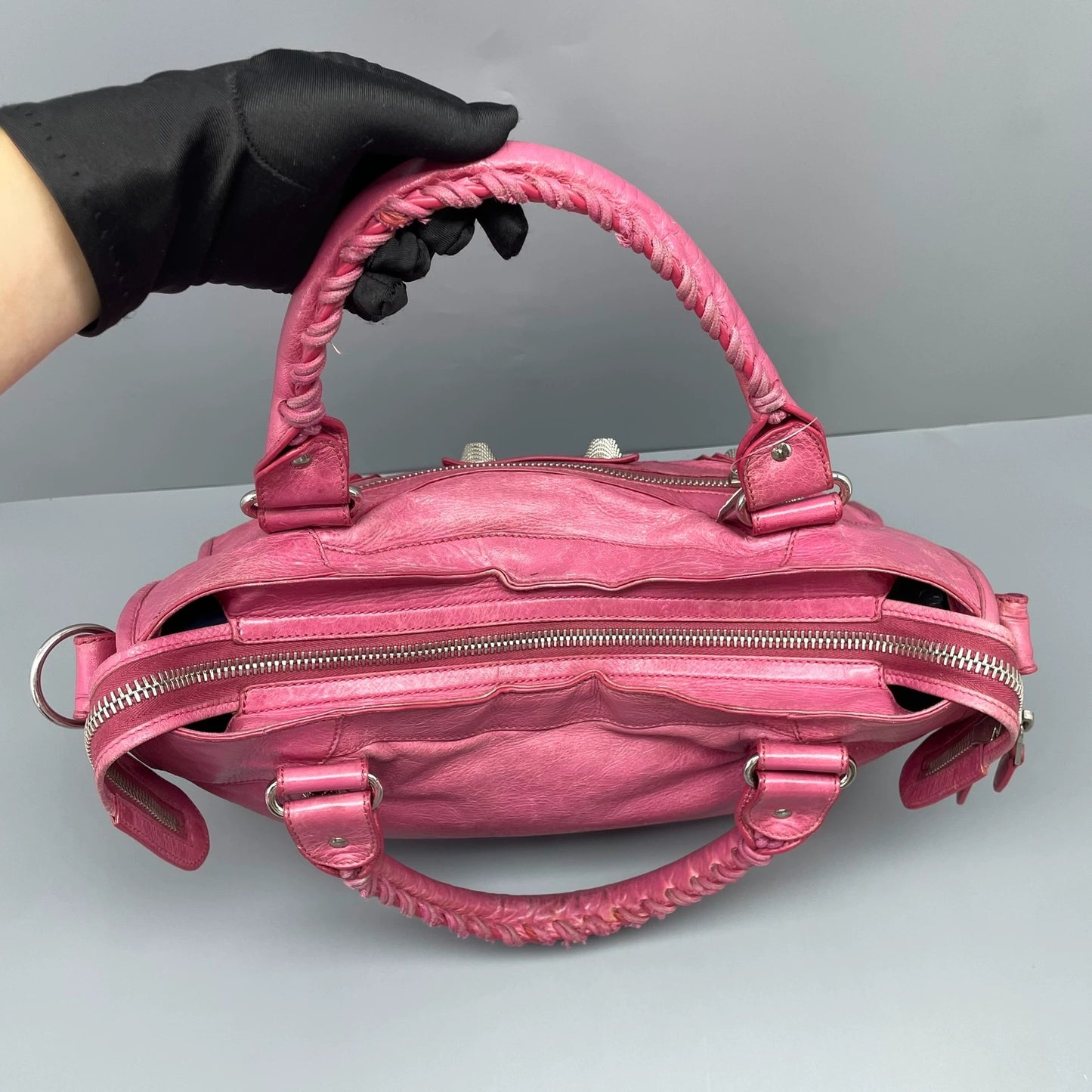 Balenciaga - City Bag - Distressed lambskin leather - Pink - (Small)