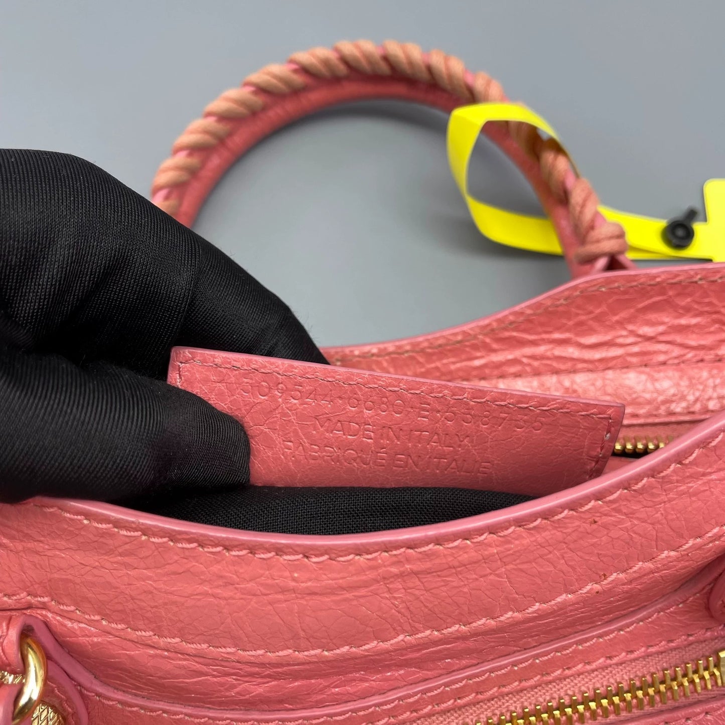 Balenciaga - Mini City - Distressed Agneau lambskin leather - Pink - (mini)