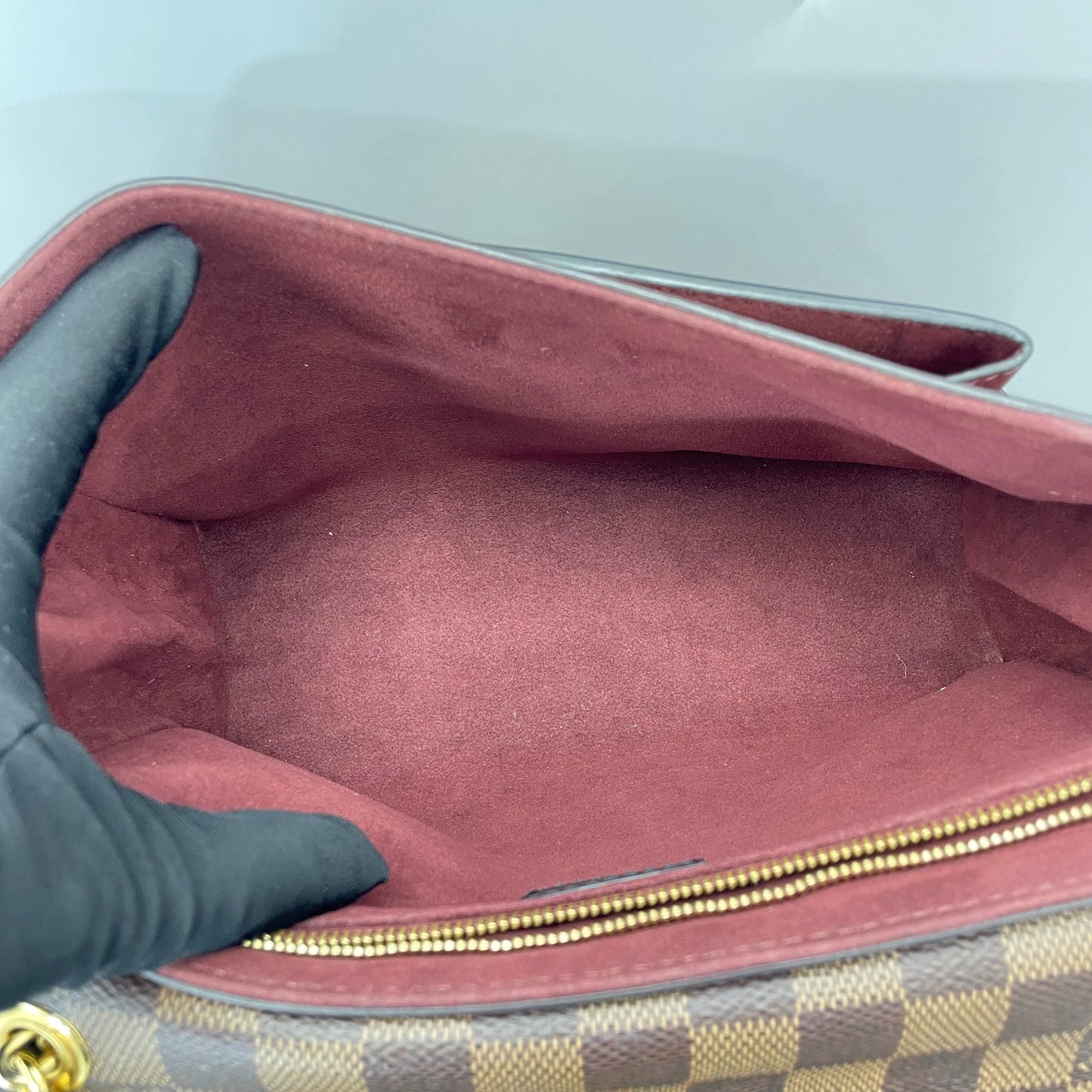 Louis Vuitton - Vavin PM - Damier Ebene canvas with grained leather trim - Brown and Burgundy with Black accents - (Medium)