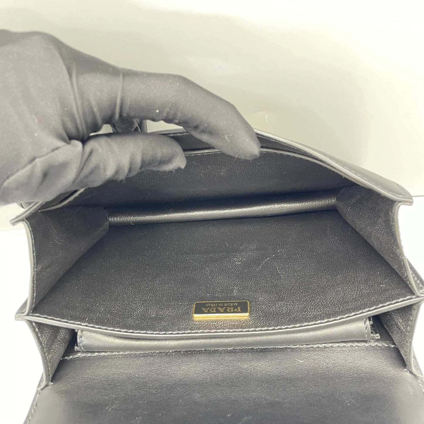 Prada - Cahier - Leather - Black - (mini)