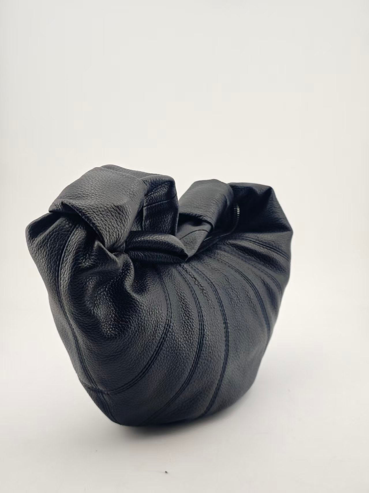 Lemaire - Croissant - Leather - Black - (small)