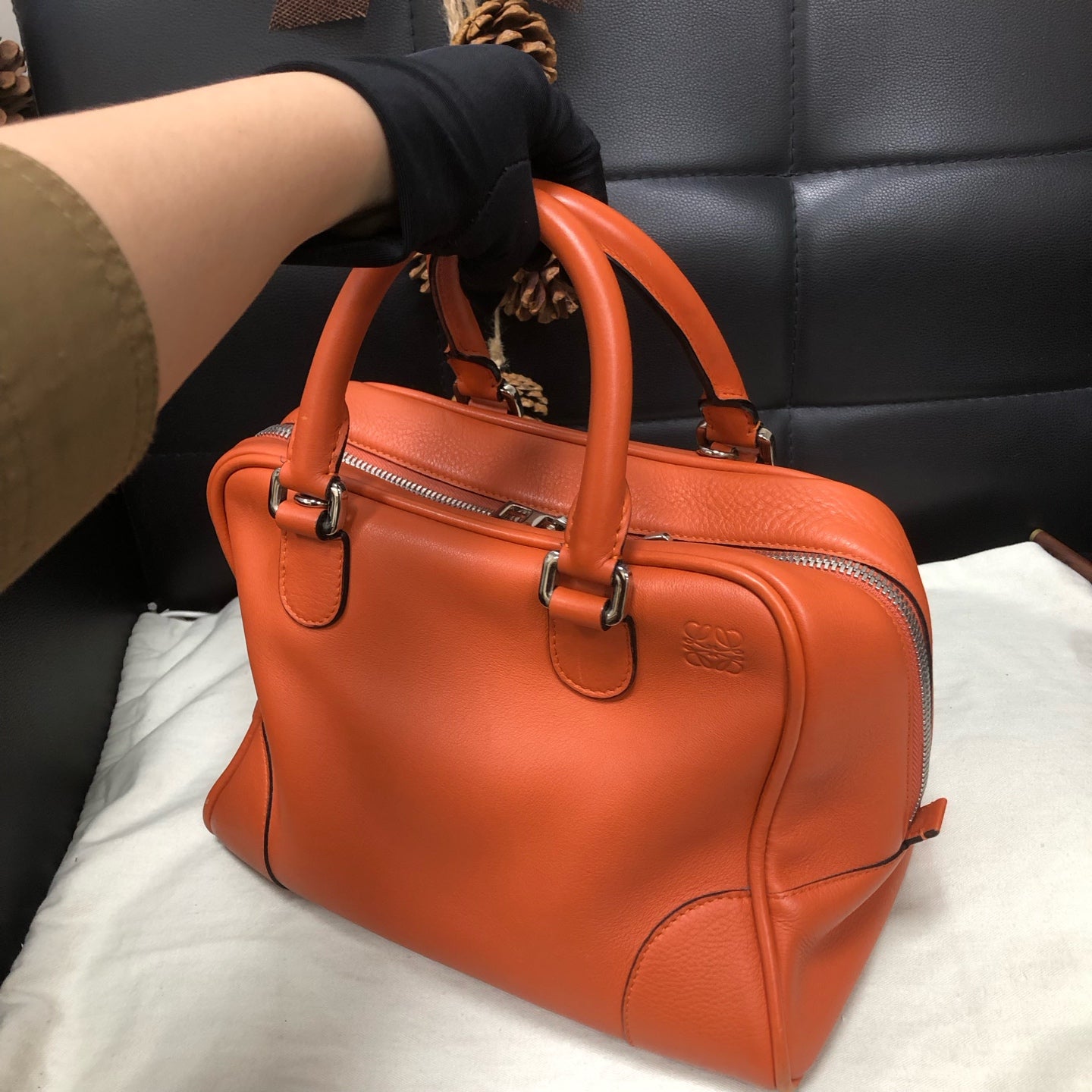 Loewe - Amazona - Leather - Orange - (medium)