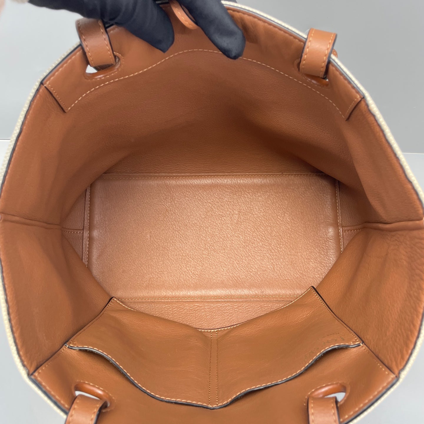 Loewe - Anagram Vertical Tote - Canvas and leather - Beige with Brown accents - (medium)