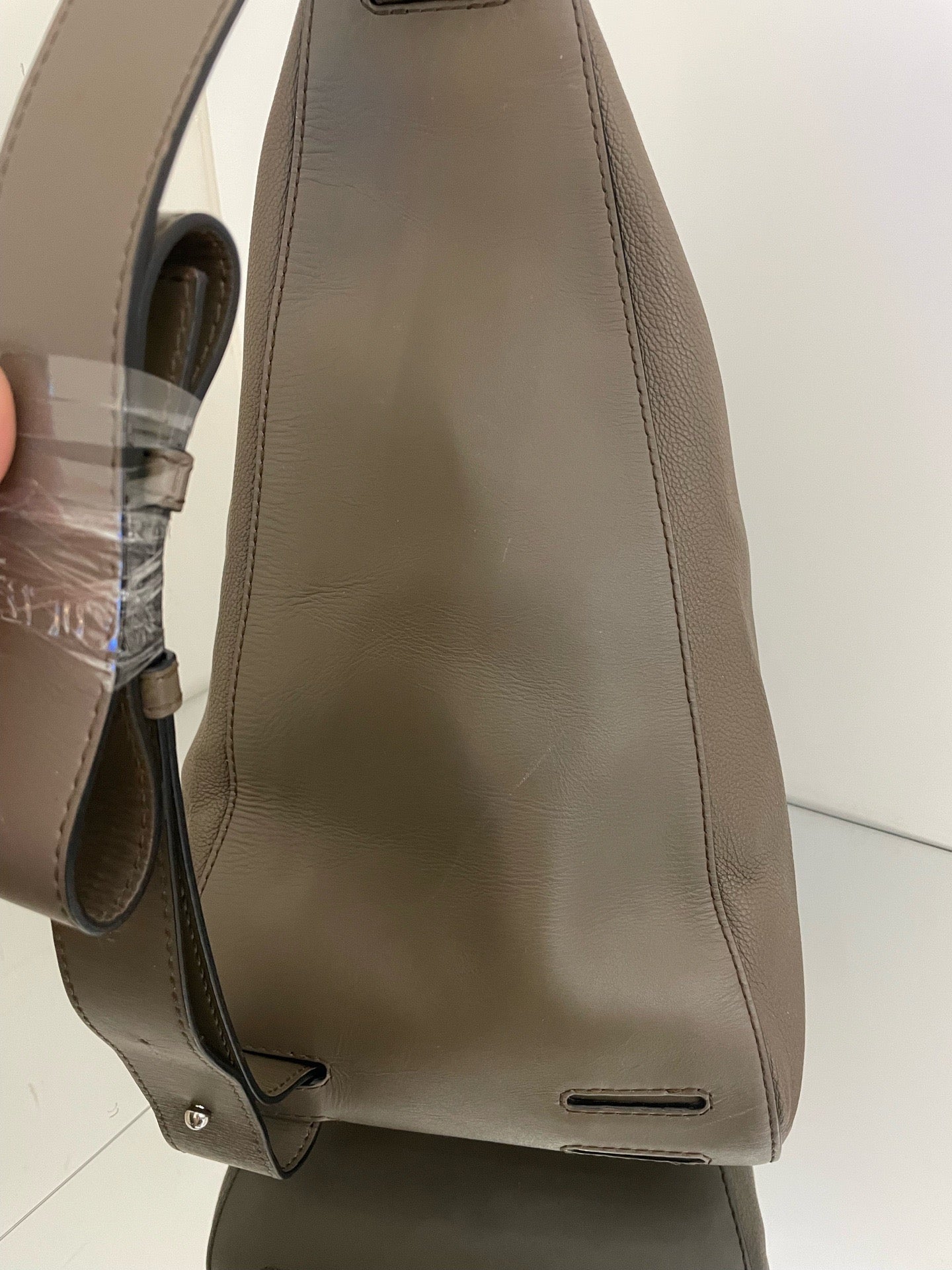 LOEWE - Anton - Pebbled leather - Grey - (Medium)