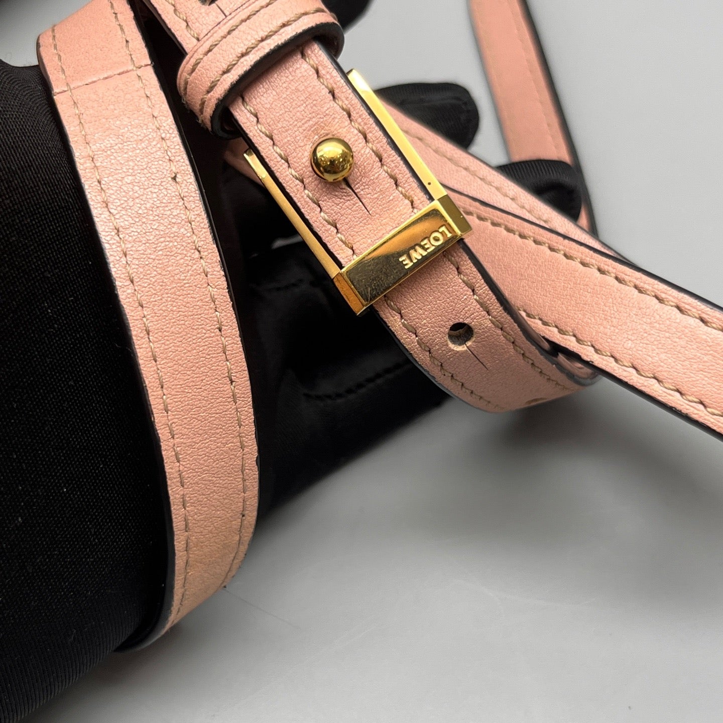 Loewe - Barcelona Bag - Pebbled leather - Pink - (small)