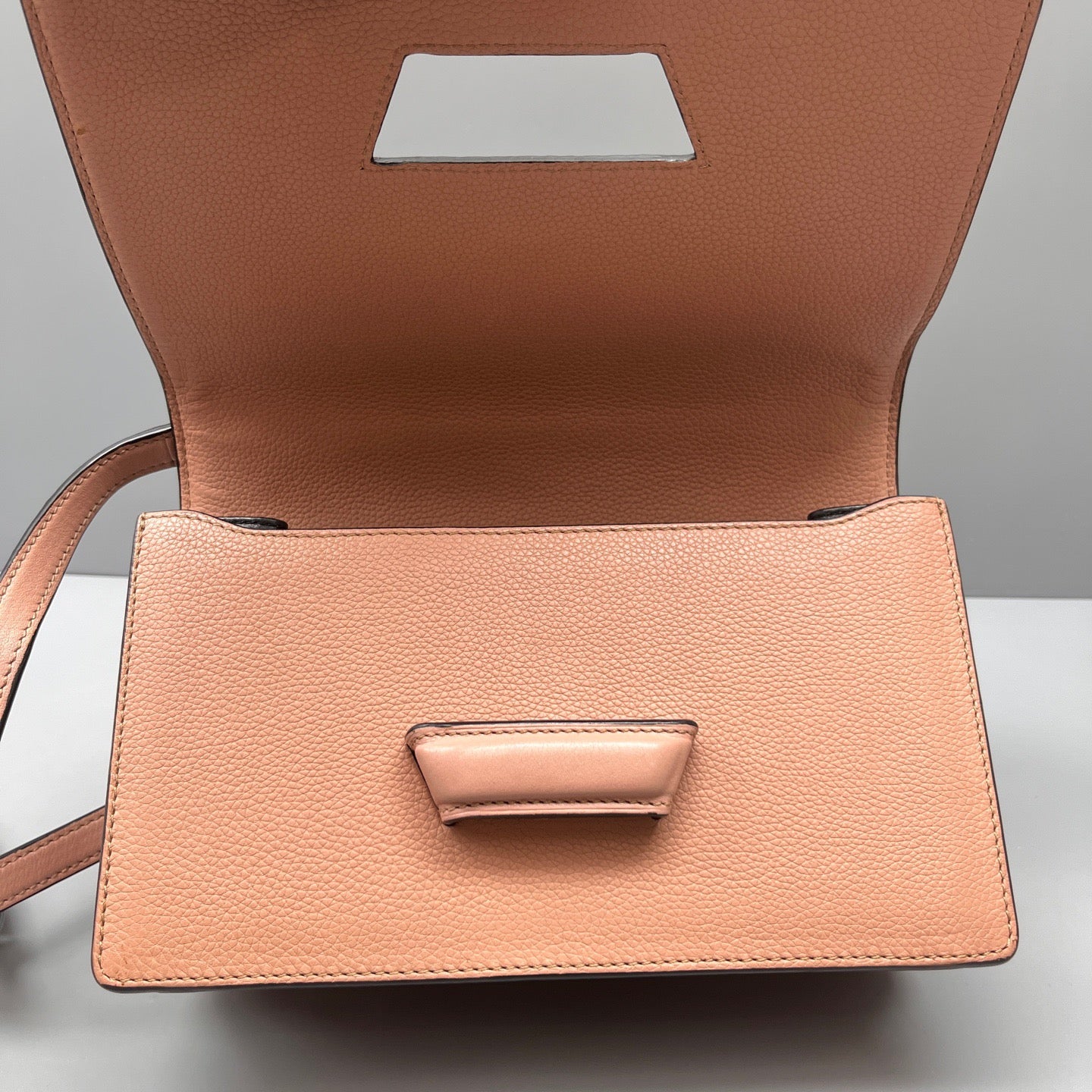 Loewe - Barcelona Bag - Pebbled leather - Pink - (small)