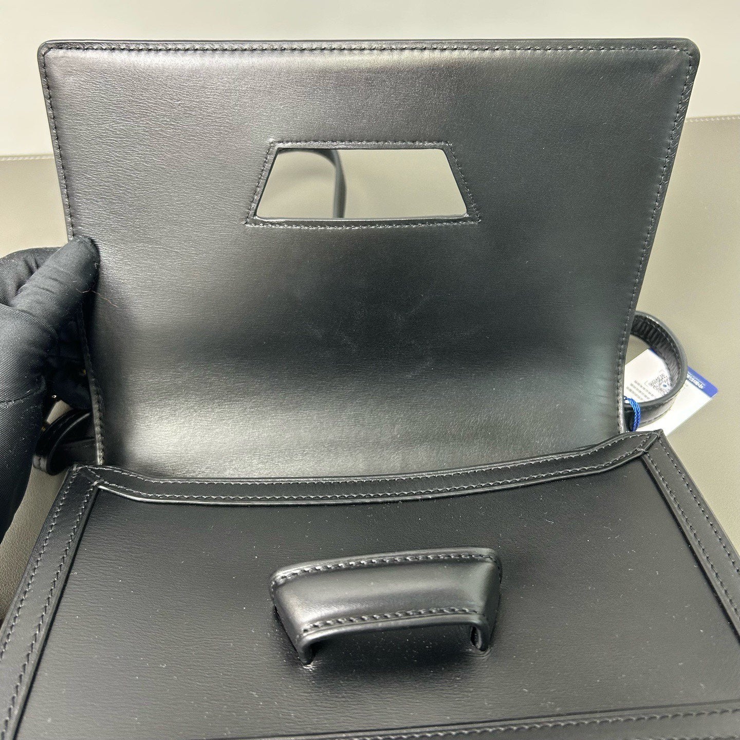 Loewe - Barcelona - Calfskin leather - Black - (medium)