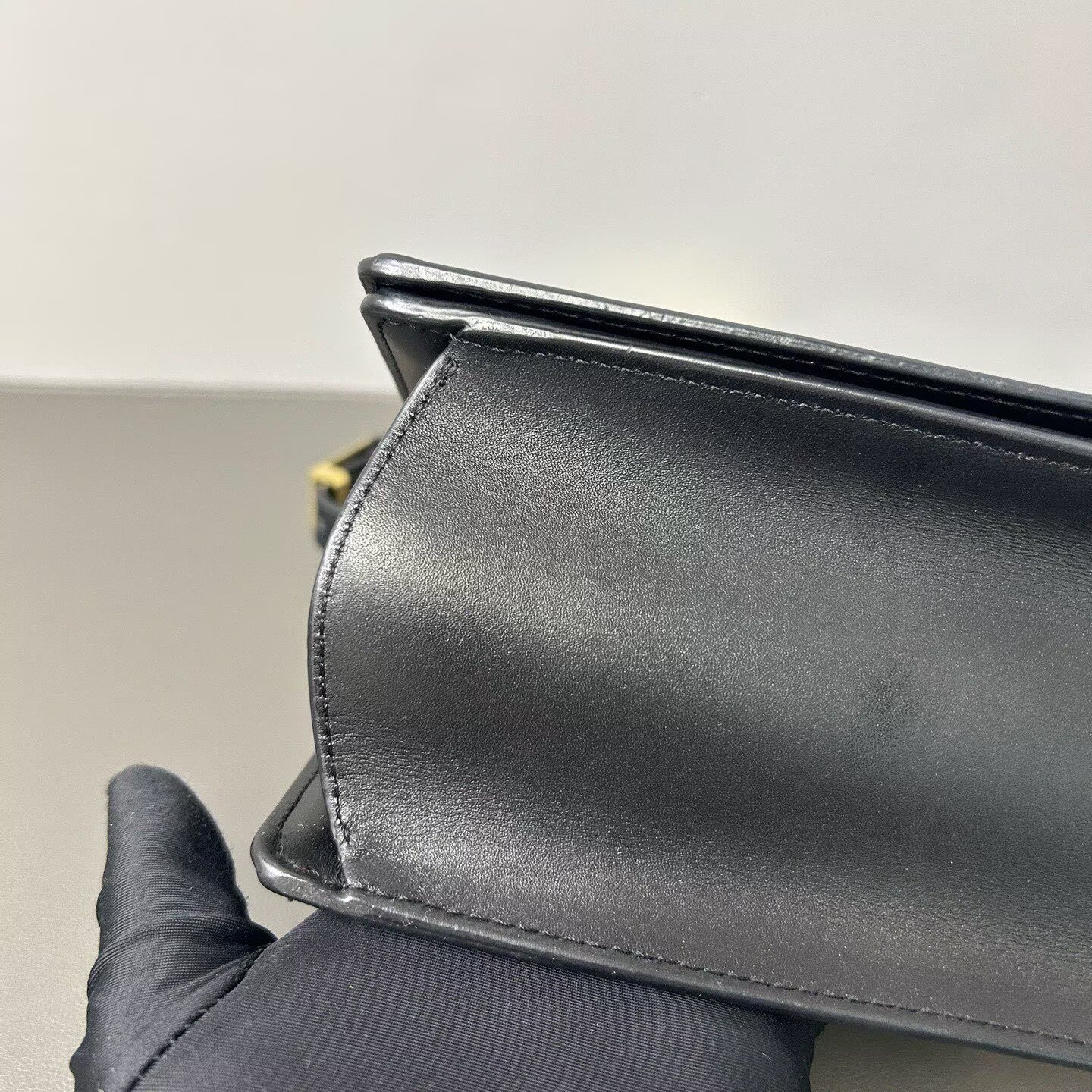 Loewe - Barcelona - Calfskin leather - Black - (medium)