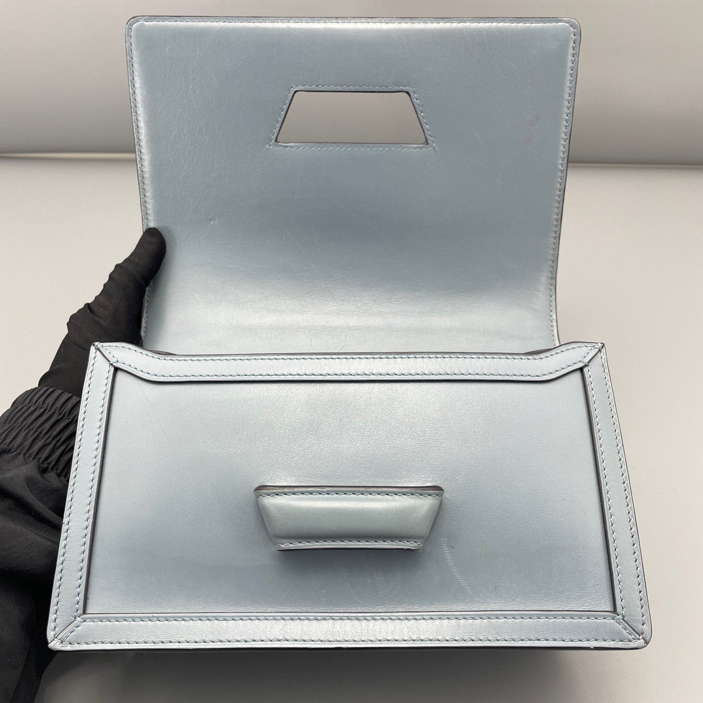 Loewe - Barcelona - Smooth calfskin leather - Haze Blue - (Medium)
