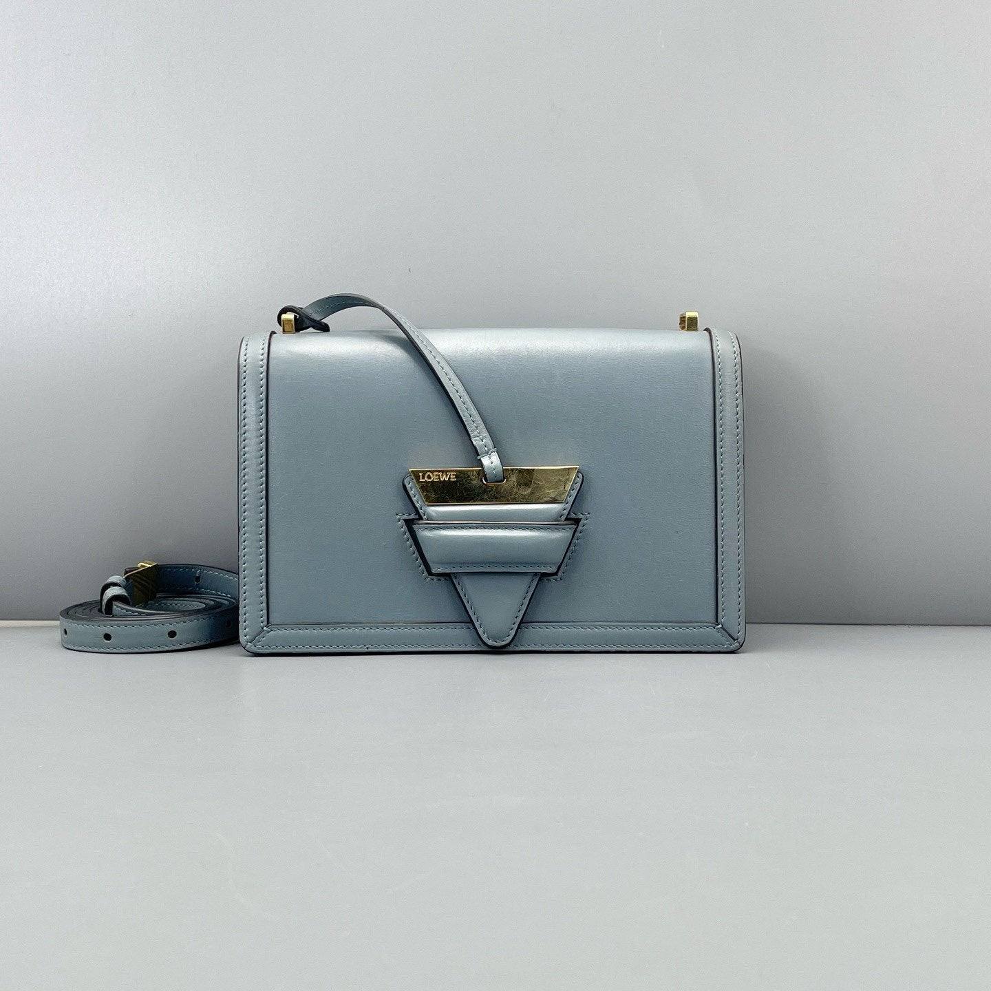 Loewe - Barcelona - Smooth calfskin leather - Haze Blue - (Medium)