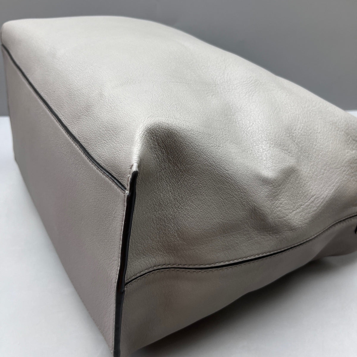 Loewe - Cubi - Leather - Grey - (medium)