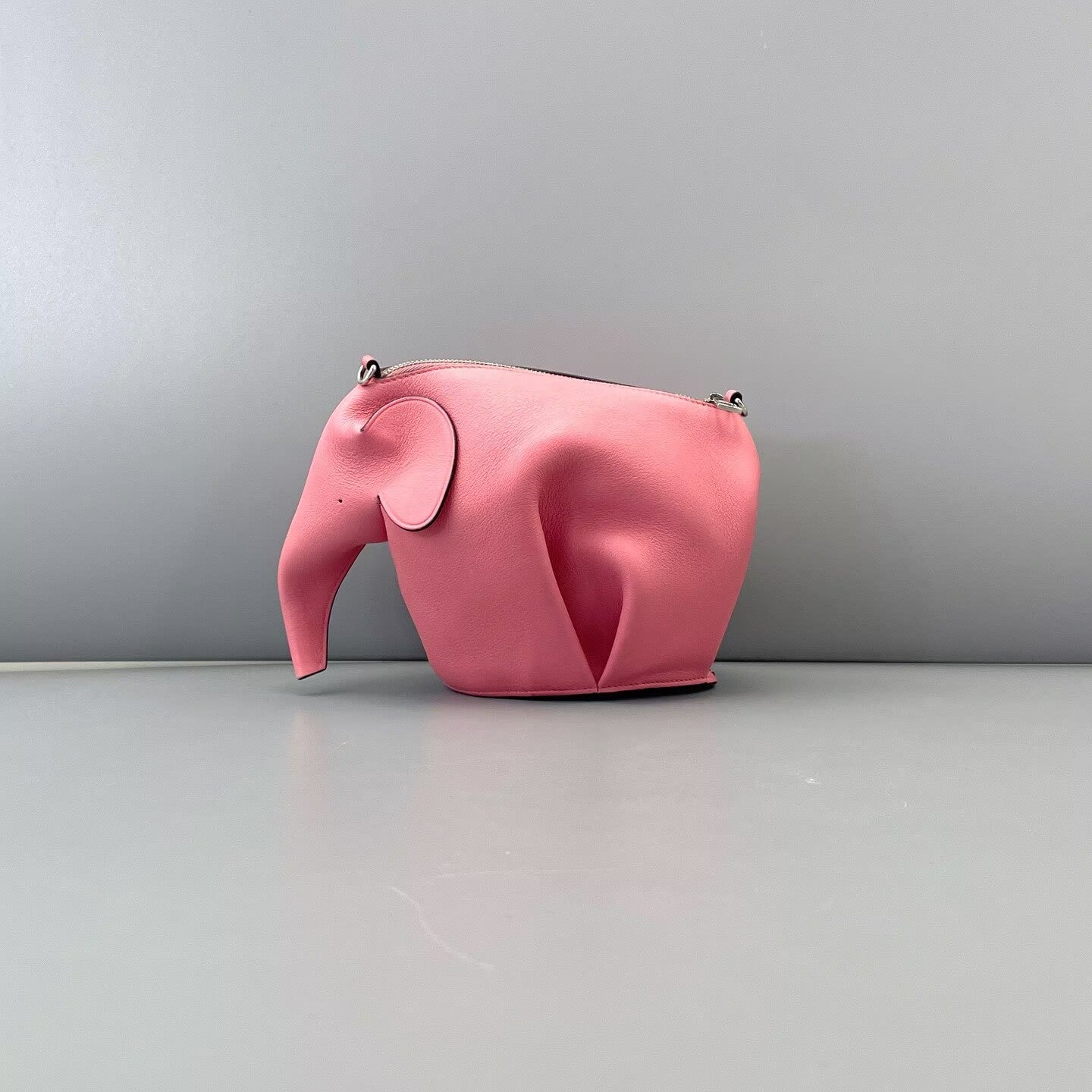 LOEWE - Elephant bag - Grained calfskin leather - Pink - (mini)