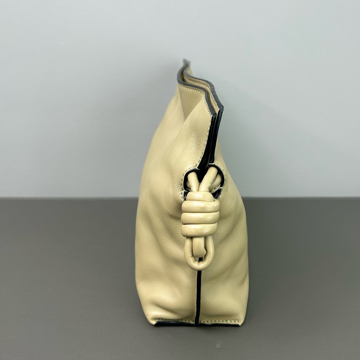 Loewe - Flamenco Clutch - Leather - Beige - (mini)