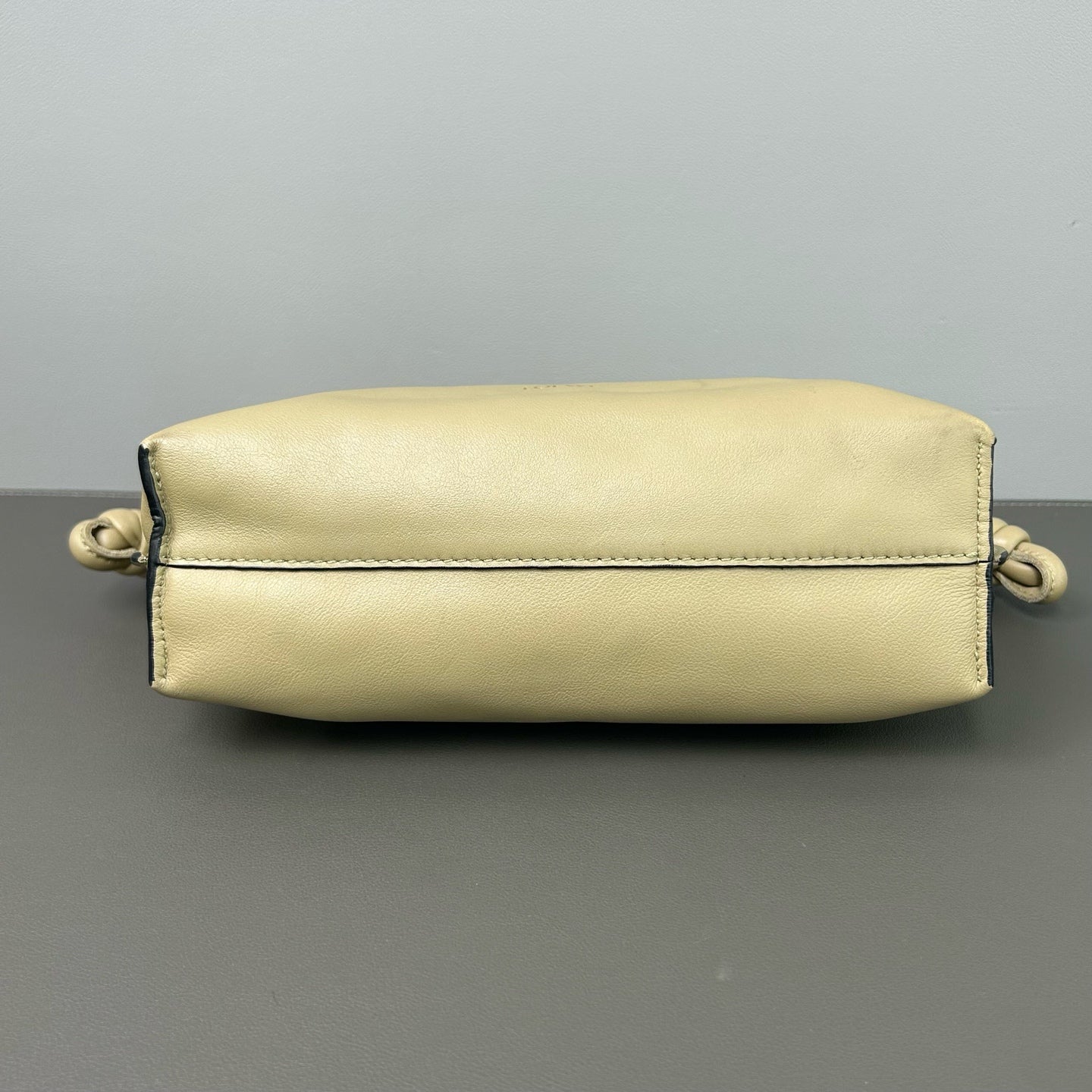 Loewe - Flamenco Clutch - Leather - Beige - (mini)