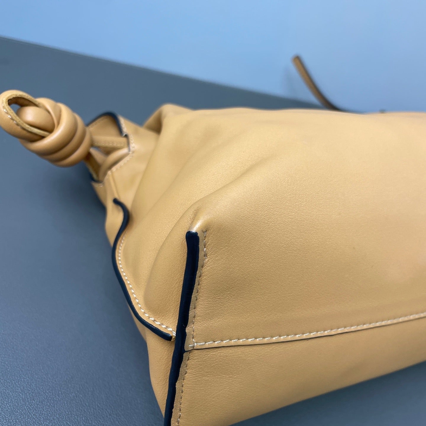 Loewe - Flamenco Knot - Leather - Brown - (medium)