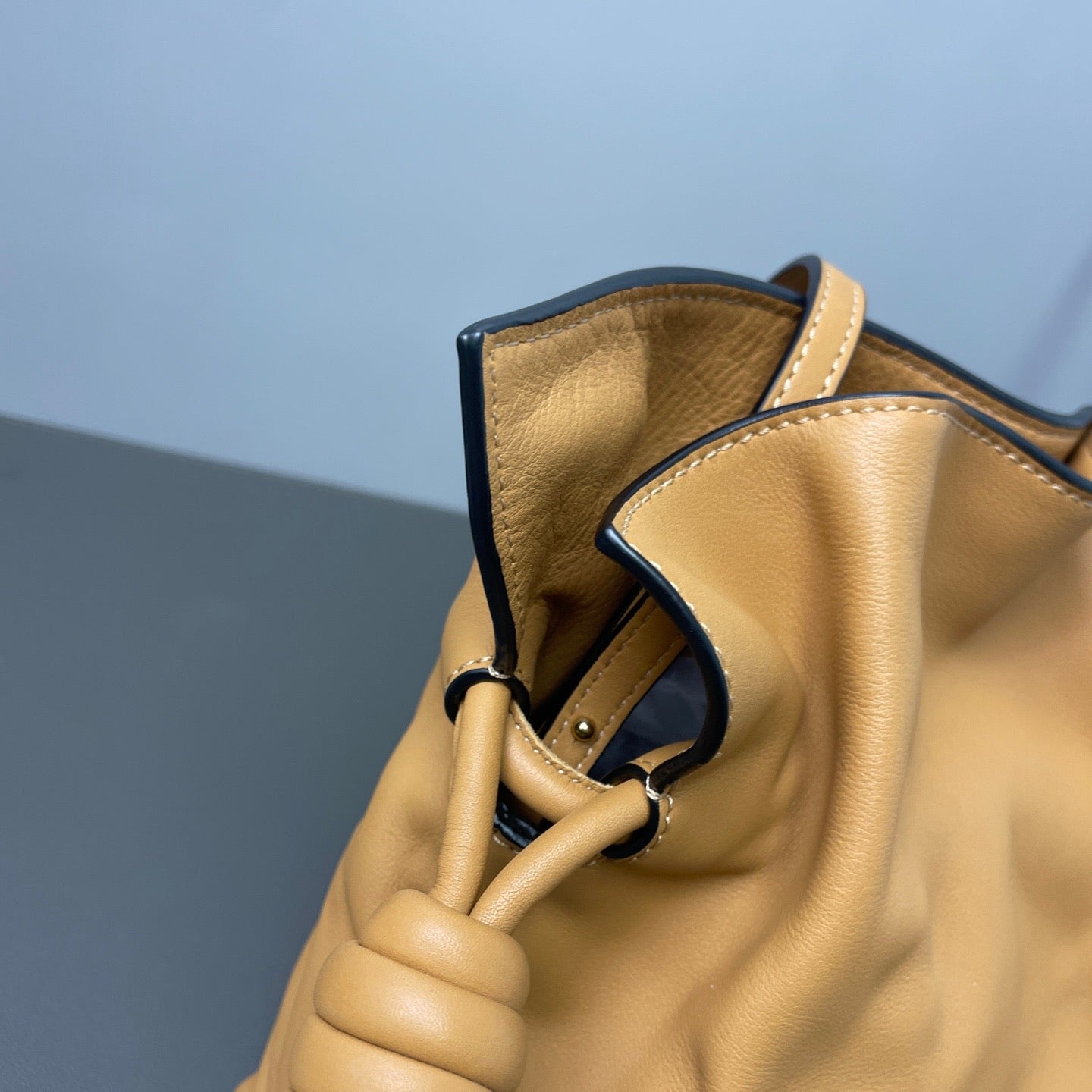 Loewe - Flamenco Knot - Leather - Brown - (medium)