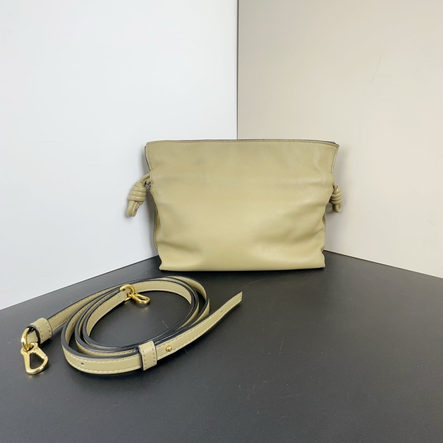 Loewe - Flamenco - Leather - Beige - (mini)