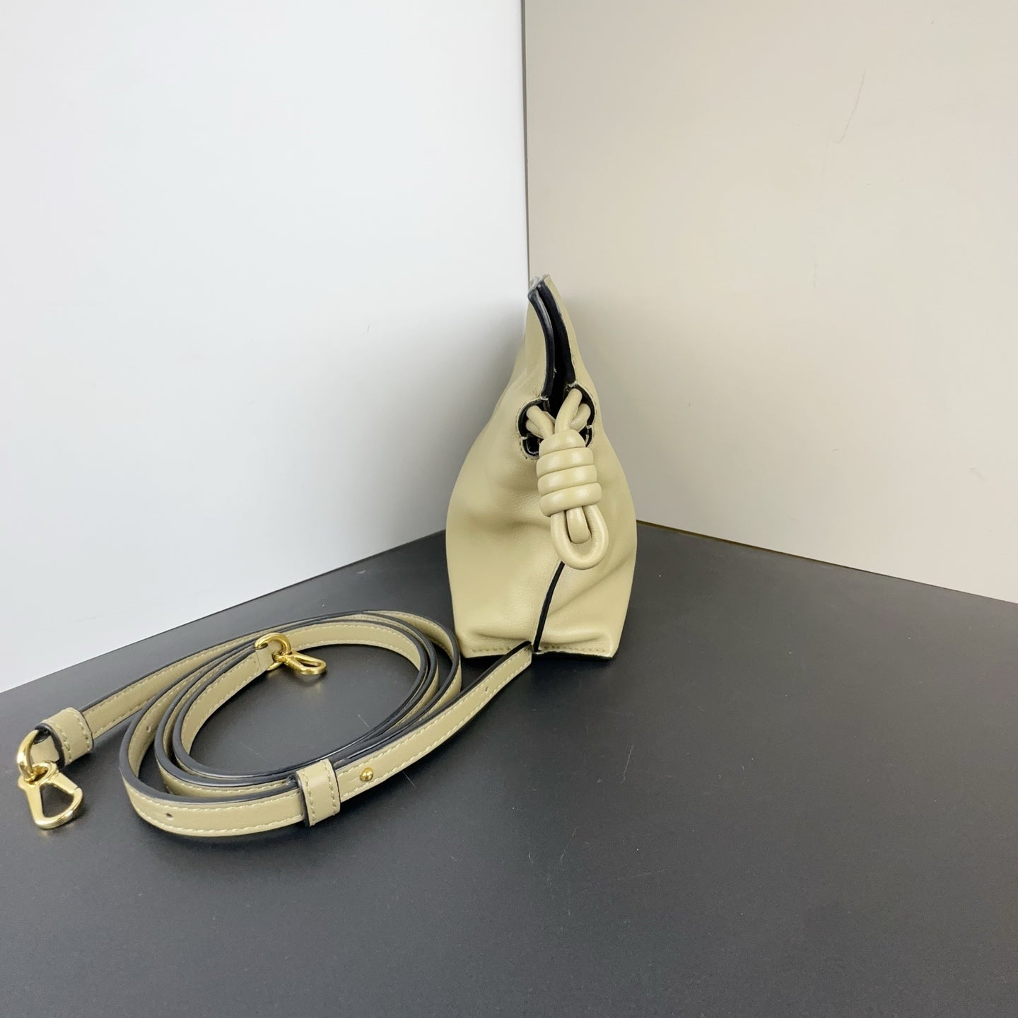 Loewe - Flamenco - Leather - Beige - (mini)