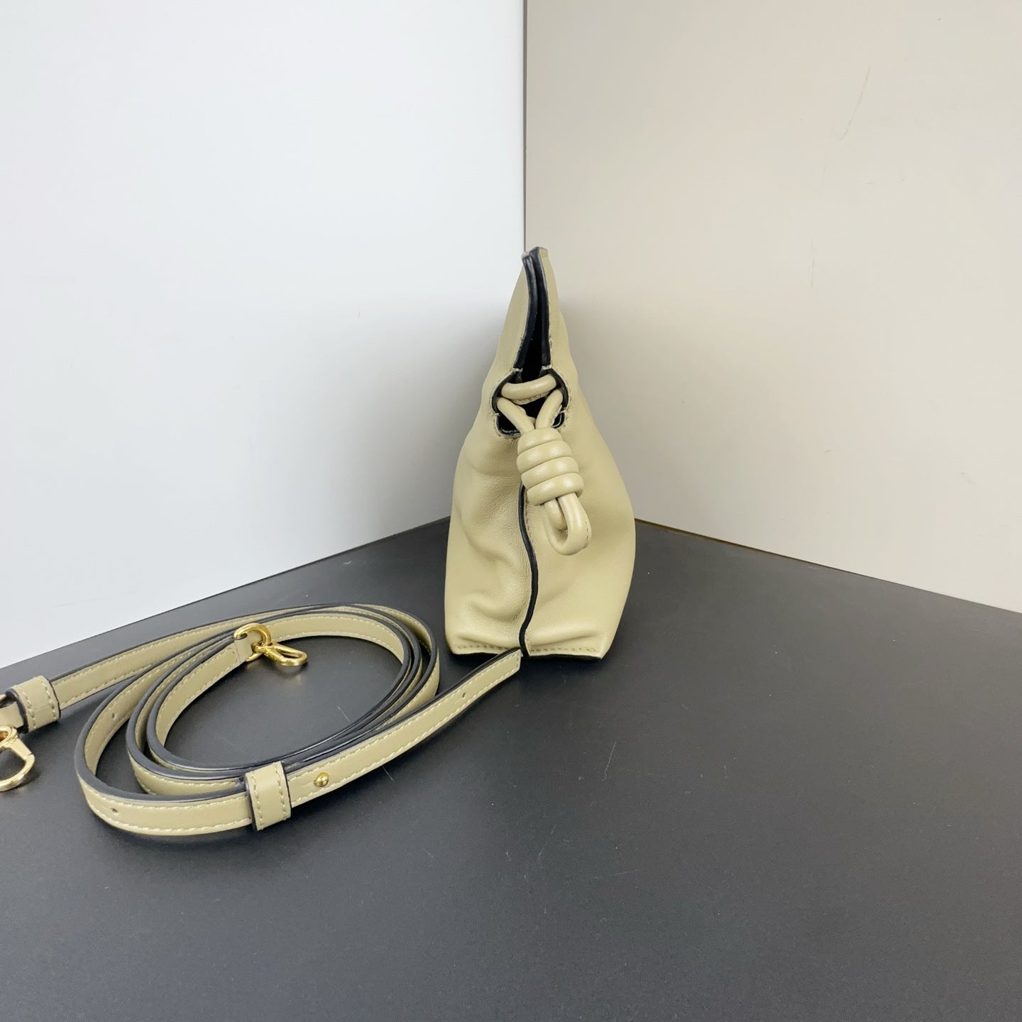 Loewe - Flamenco - Leather - Beige - (mini)