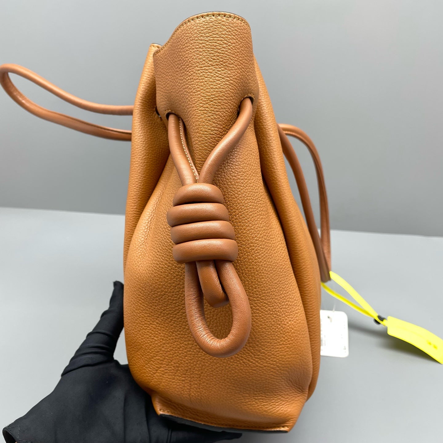 Loewe - Flamenco Tote Bag - Grained calfskin leather - Caramel - (Medium)