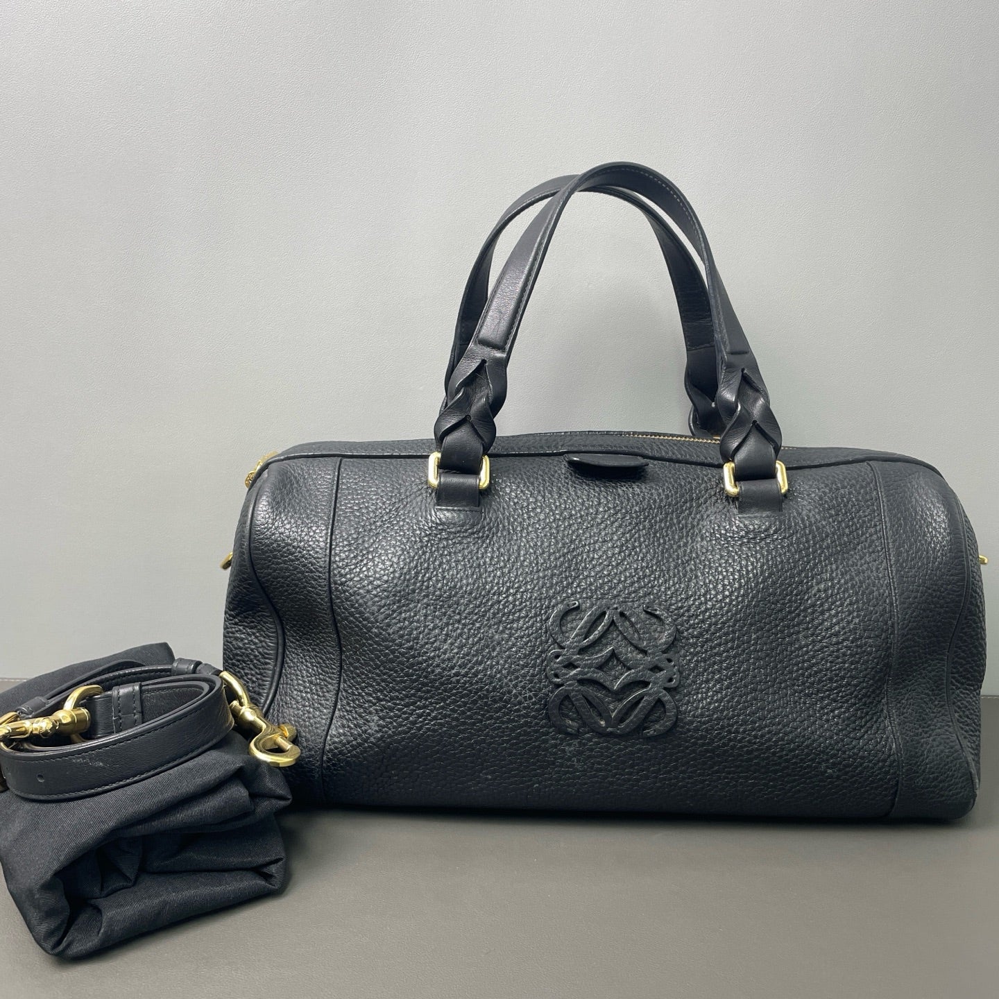 Loewe - Fusta Boston Bag - Leather - Black - (medium)