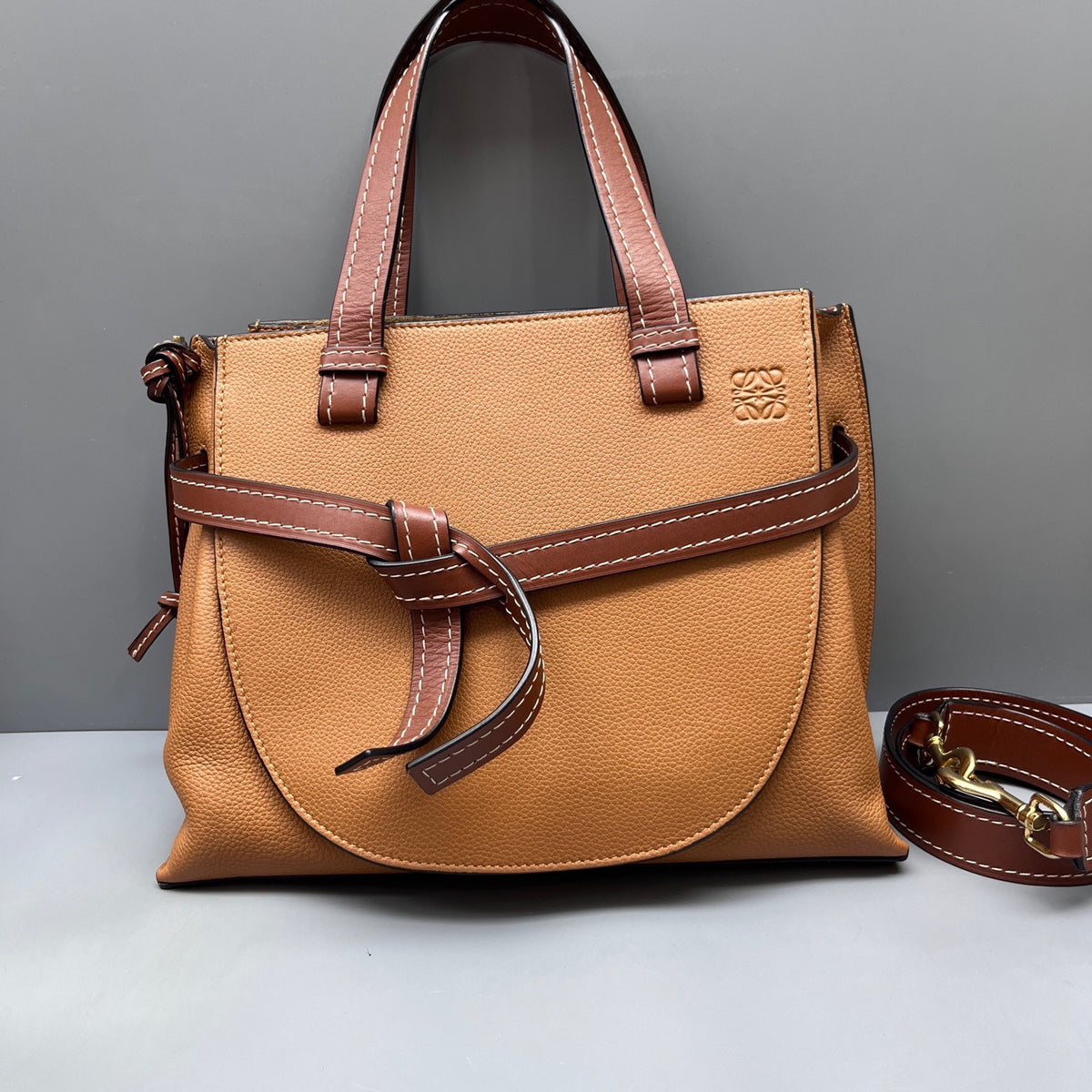 Loewe - Gate Bag - Leather - Brown - (medium)