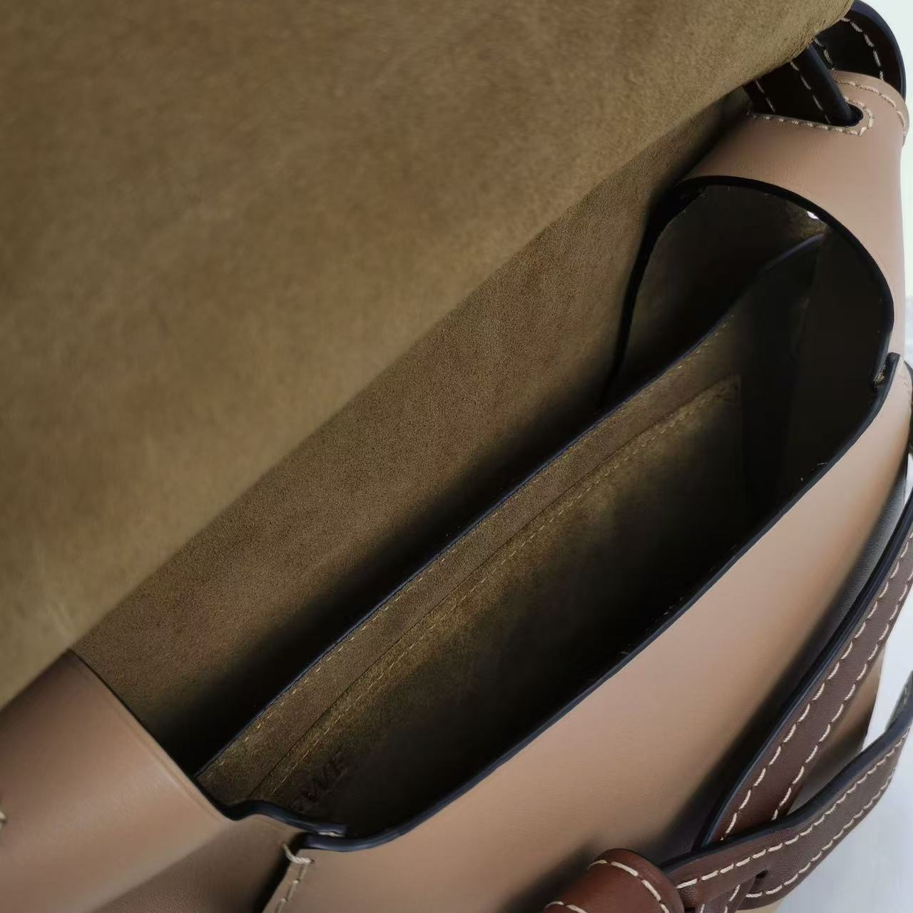 Loewe - Gate Bag Mini - Calfskin leather - Brown - (mini)