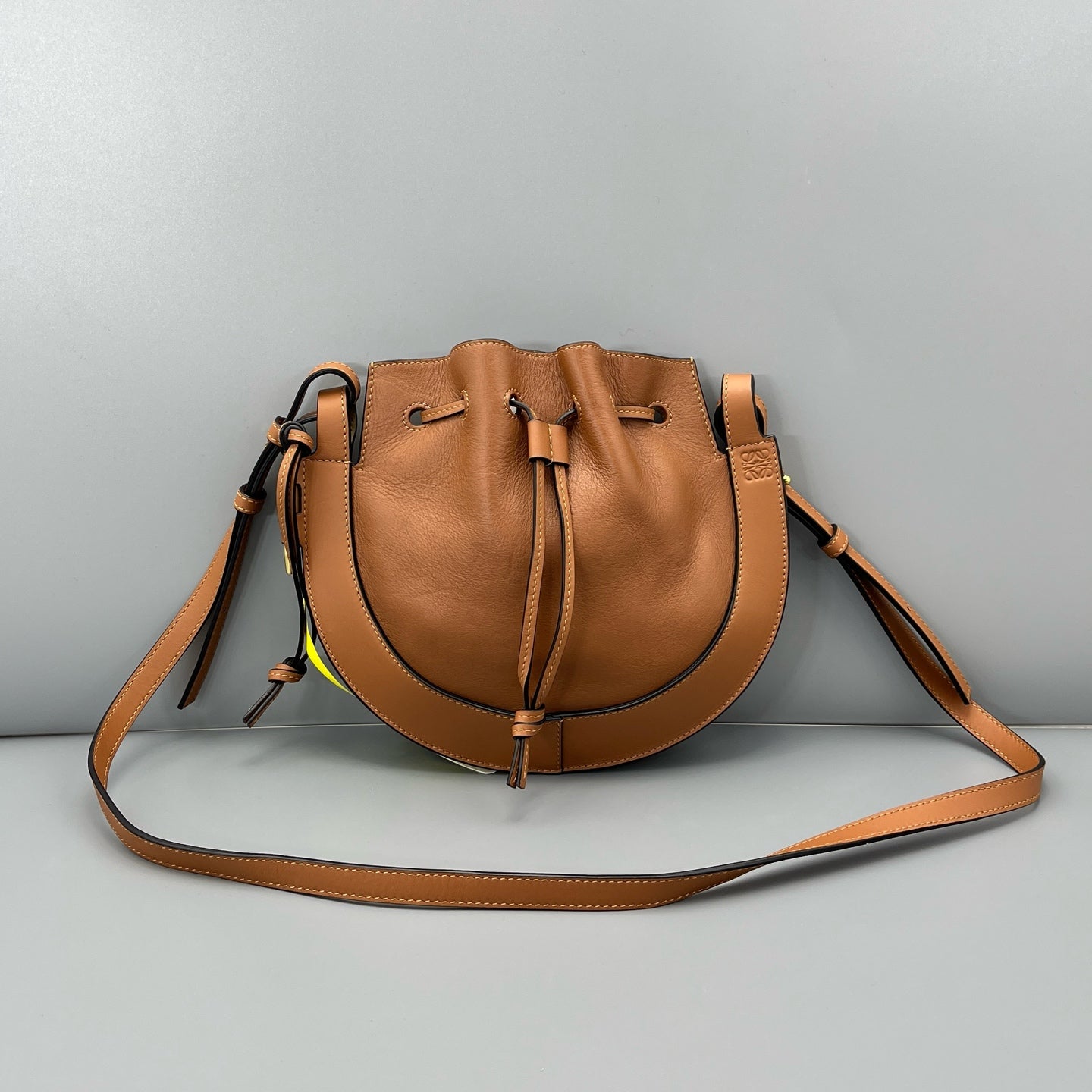 LOEWE - Gate Bucket Bag - Leather - Brown - (medium)