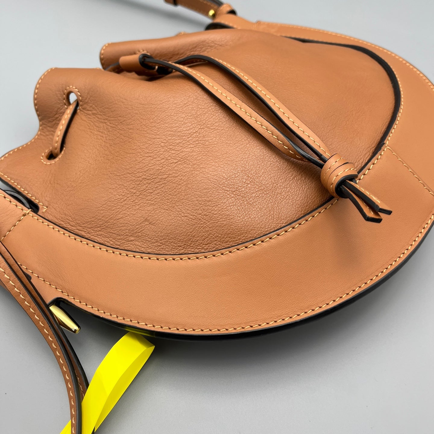 LOEWE - Gate Bucket Bag - Leather - Brown - (medium)