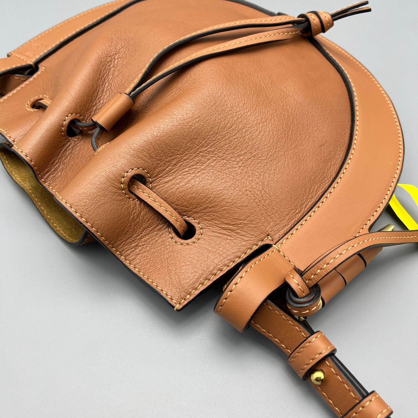 LOEWE - Gate Bucket Bag - Leather - Brown - (medium)