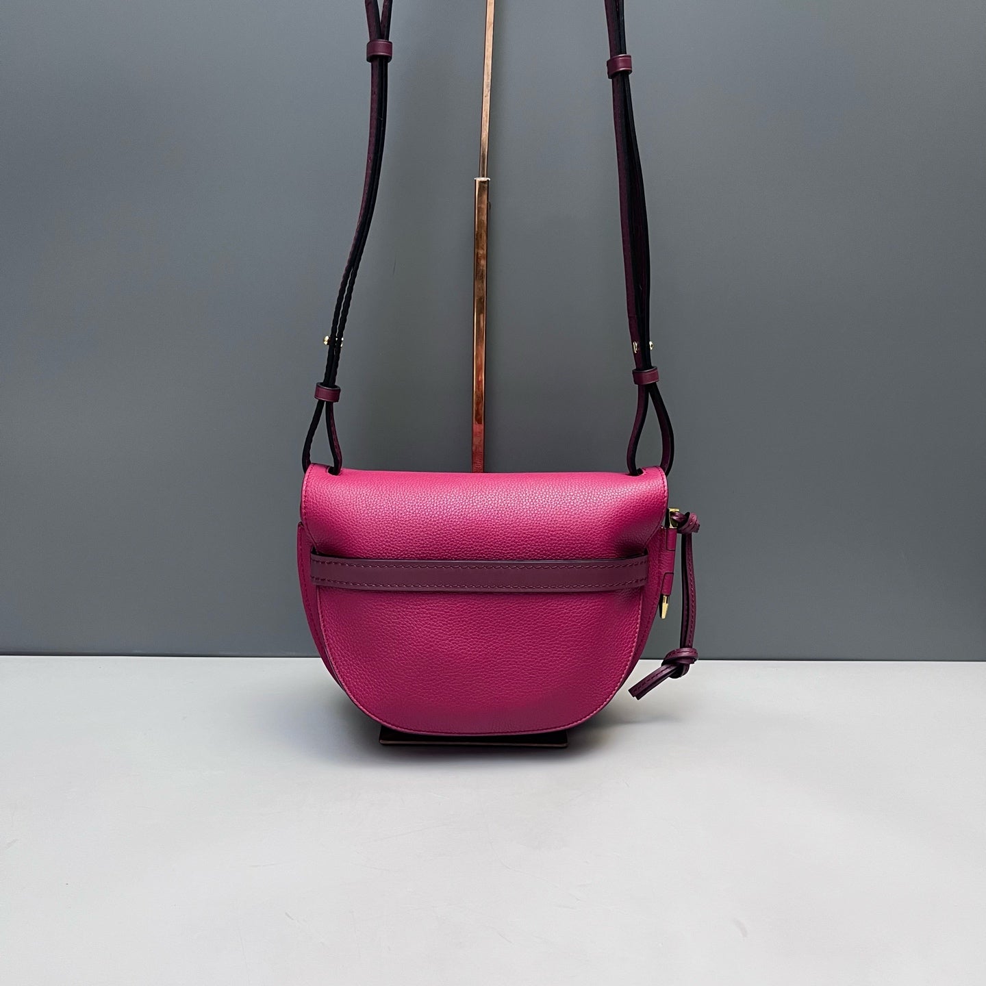 Loewe - Gate - Grained leather - Fuchsia - (small)