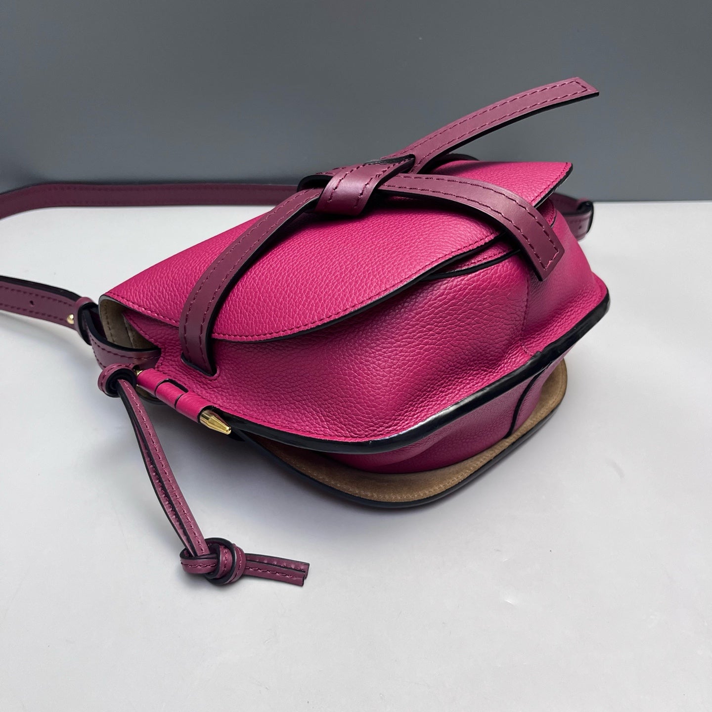 Loewe - Gate - Grained leather - Fuchsia - (small)
