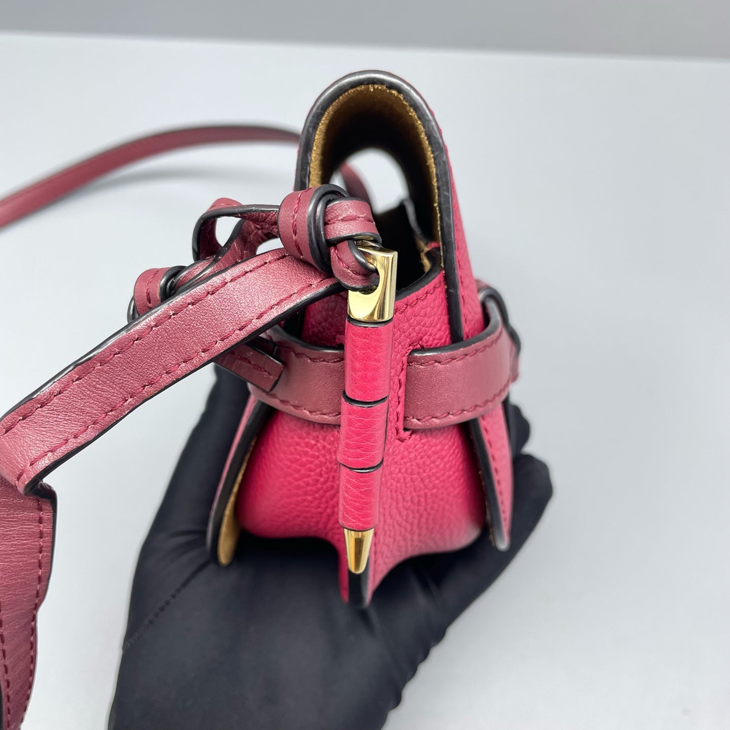 Loewe - Gate Mini Saddle Bag - Grained leather - Rose Red - (Mini)