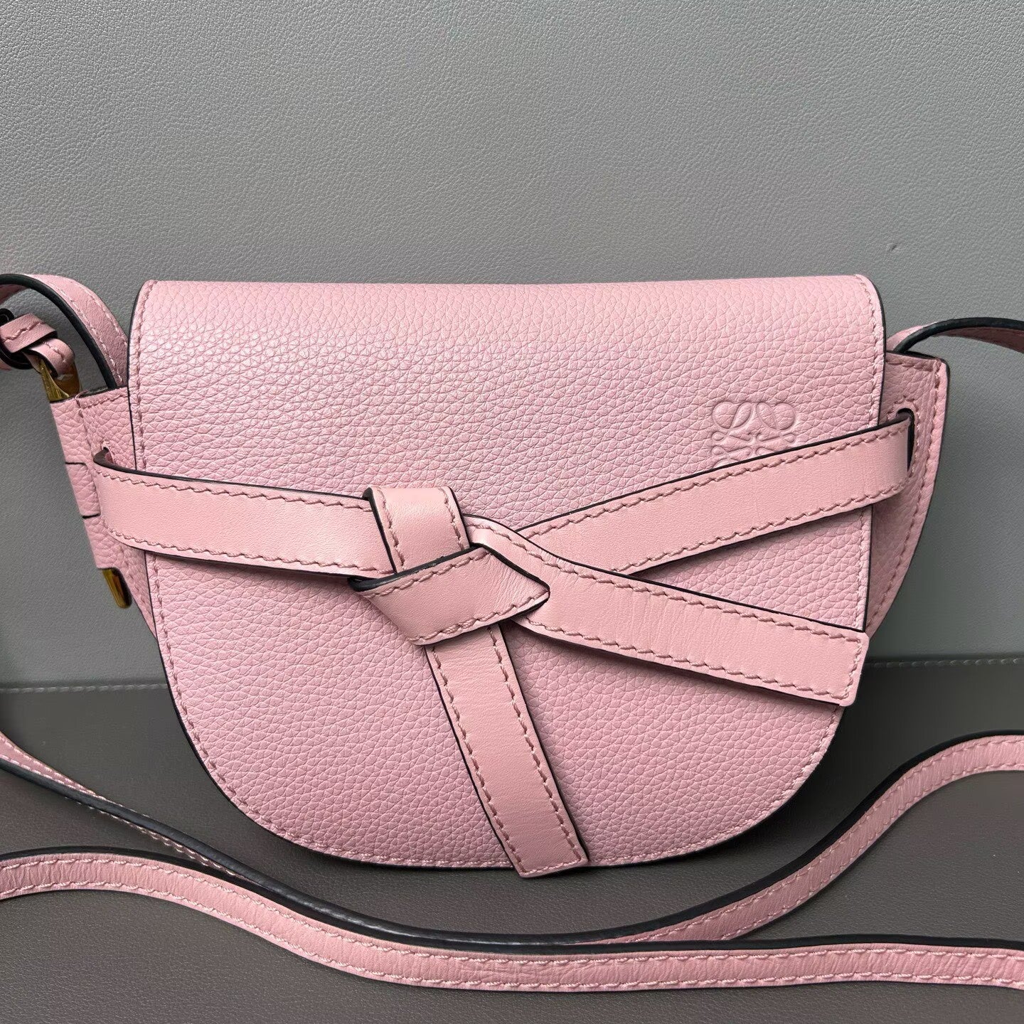 Loewe - Gate - Pebbled calfskin leather - Pink - (mini)