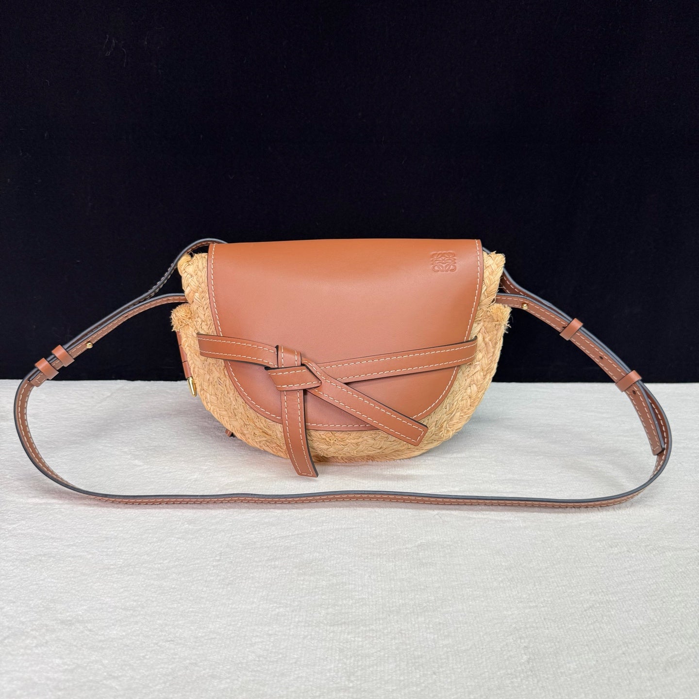 Loewe - Gate Saddle Bag - Calfskin leather and woven straw - Brown - (Small)