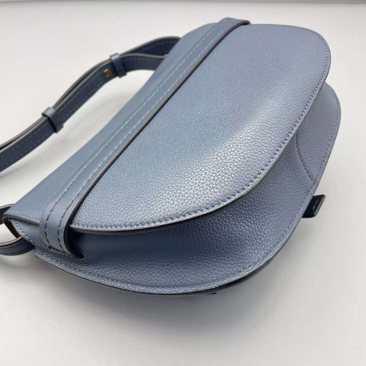 Loewe - Gate Saddle Bag - Grained leather - Blue - (Medium)