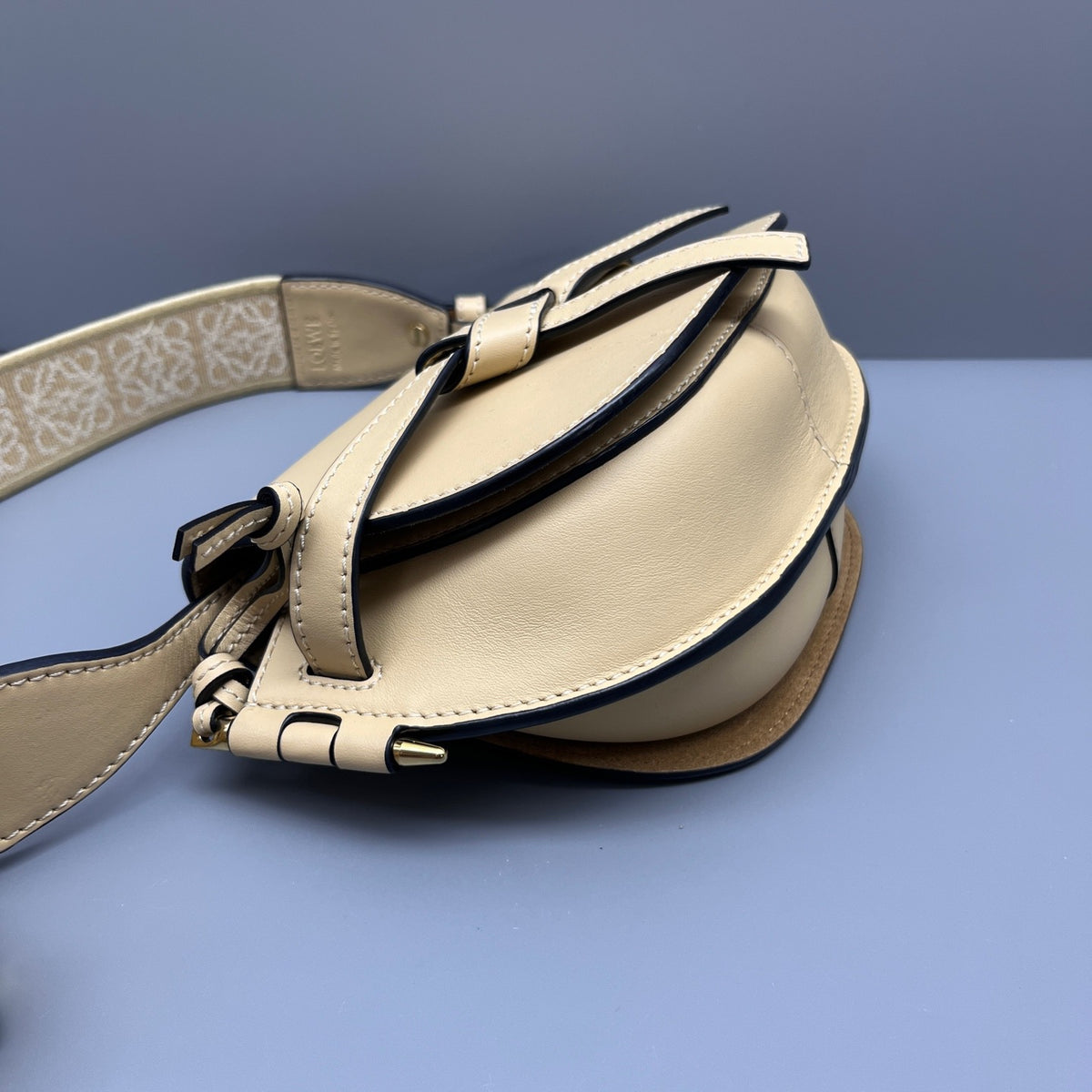 Loewe - Gate Saddle Bag - Leather - Beige - (mini)