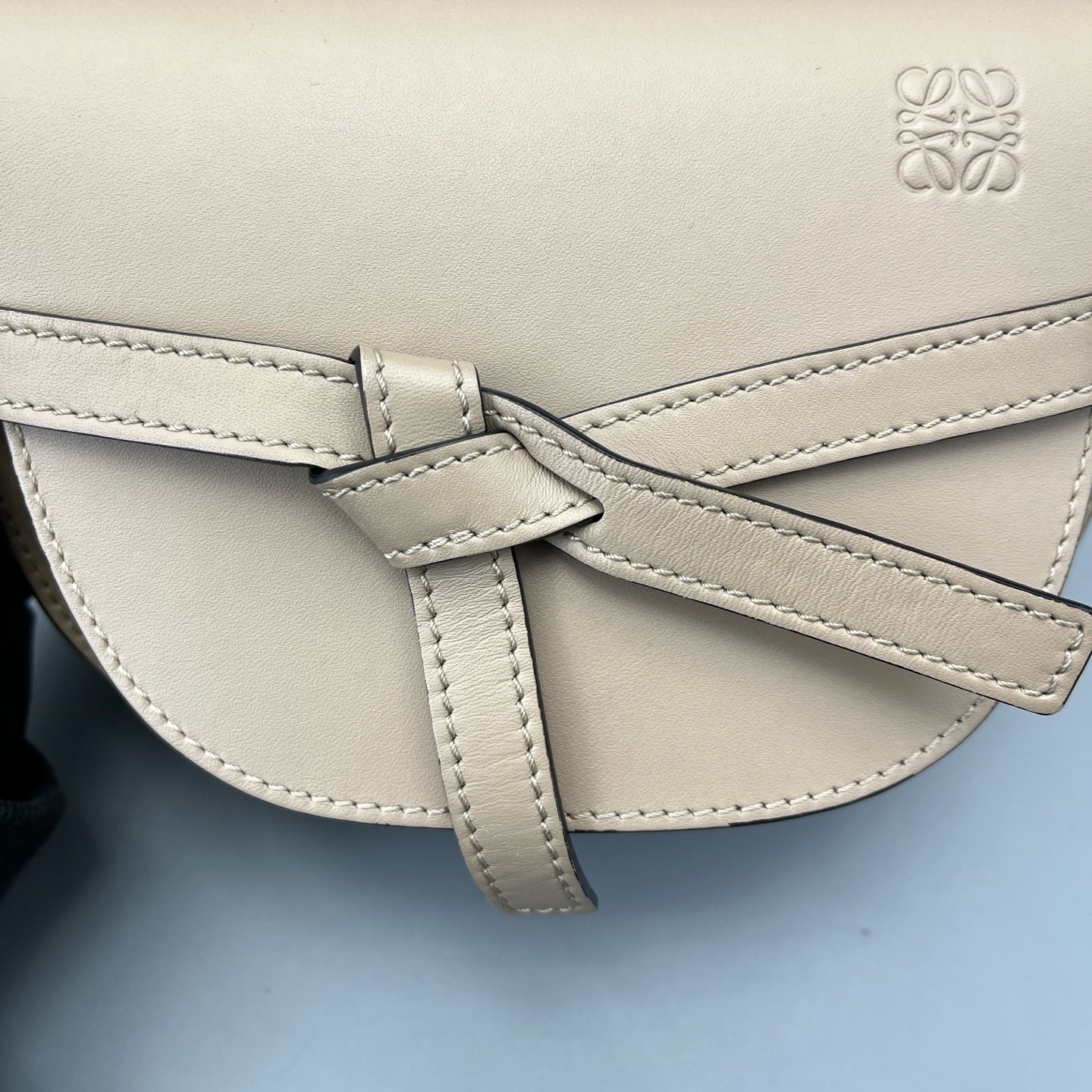 LOEWE - Gate Saddle Bag - Leather - Beige - (small)
