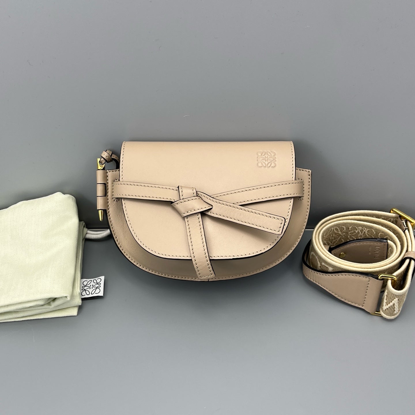 LOEWE - Gate Saddle Bag - Leather - Beige - (small)