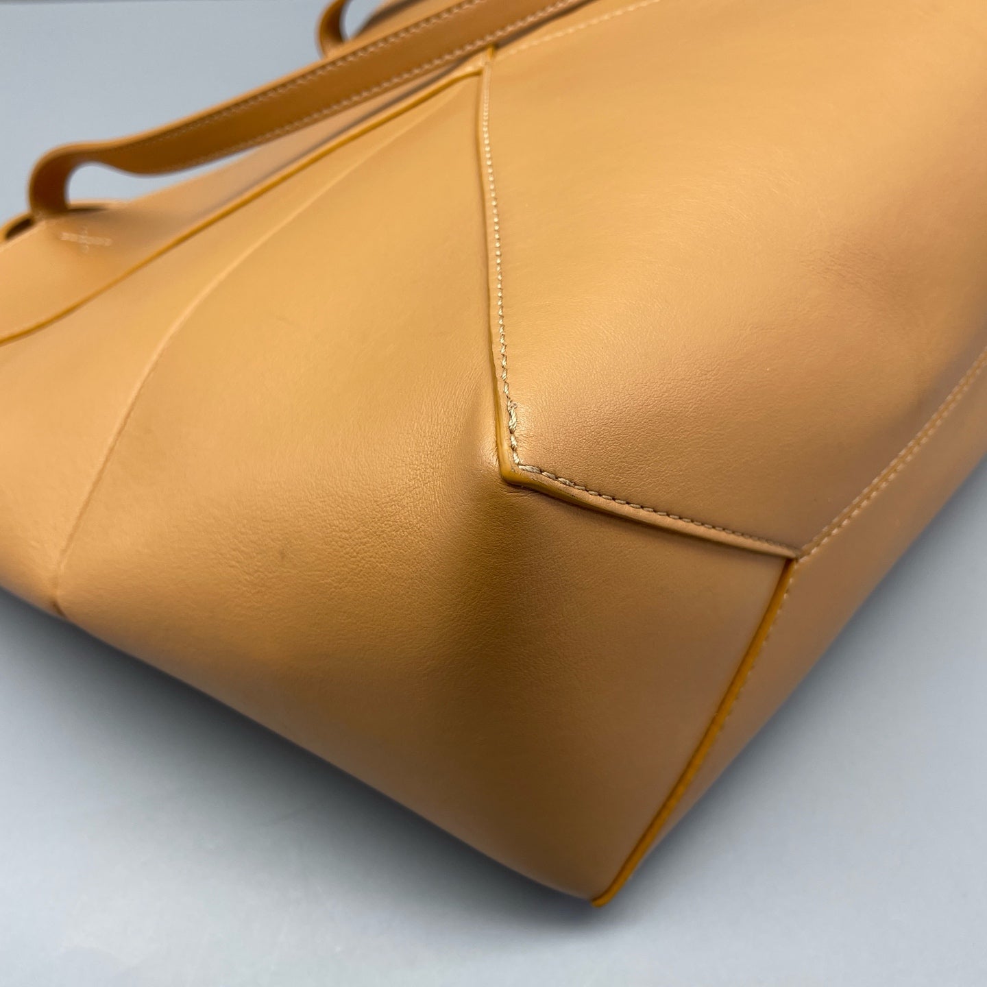 Loewe - Geometric Tote - Leather - Caramel - (medium)