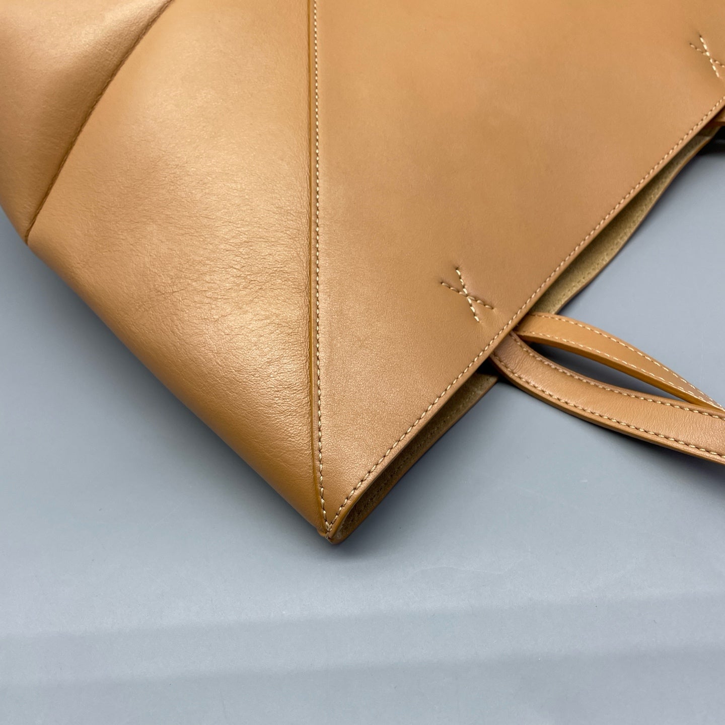 Loewe - Geometric Tote - Leather - Caramel - (medium)