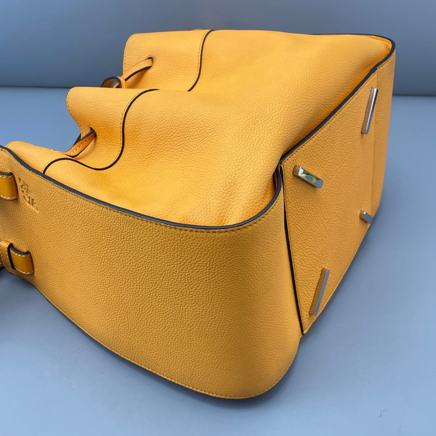 Loewe - Hammock bag - Leather - Yellow - (medium)
